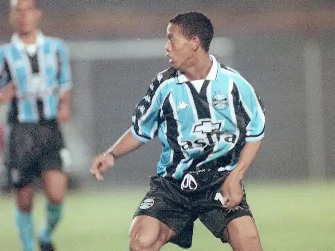 备受称道的 备受称道的