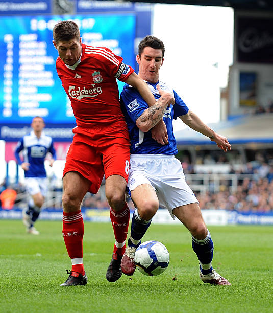 场上屡次立 场上屡次立