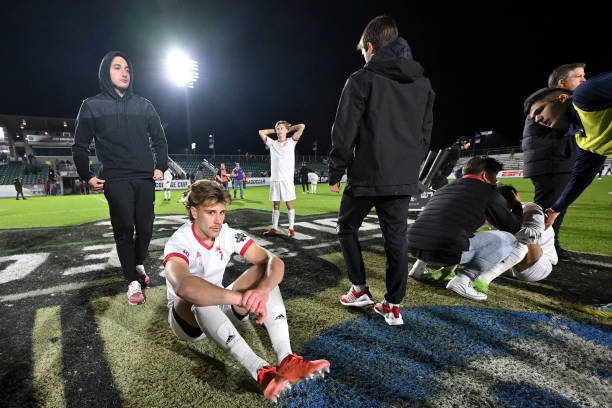 通过他的努 通过他的努